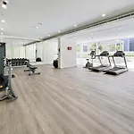 Vayk - Classy And Bright 1 Bd Near Downtown