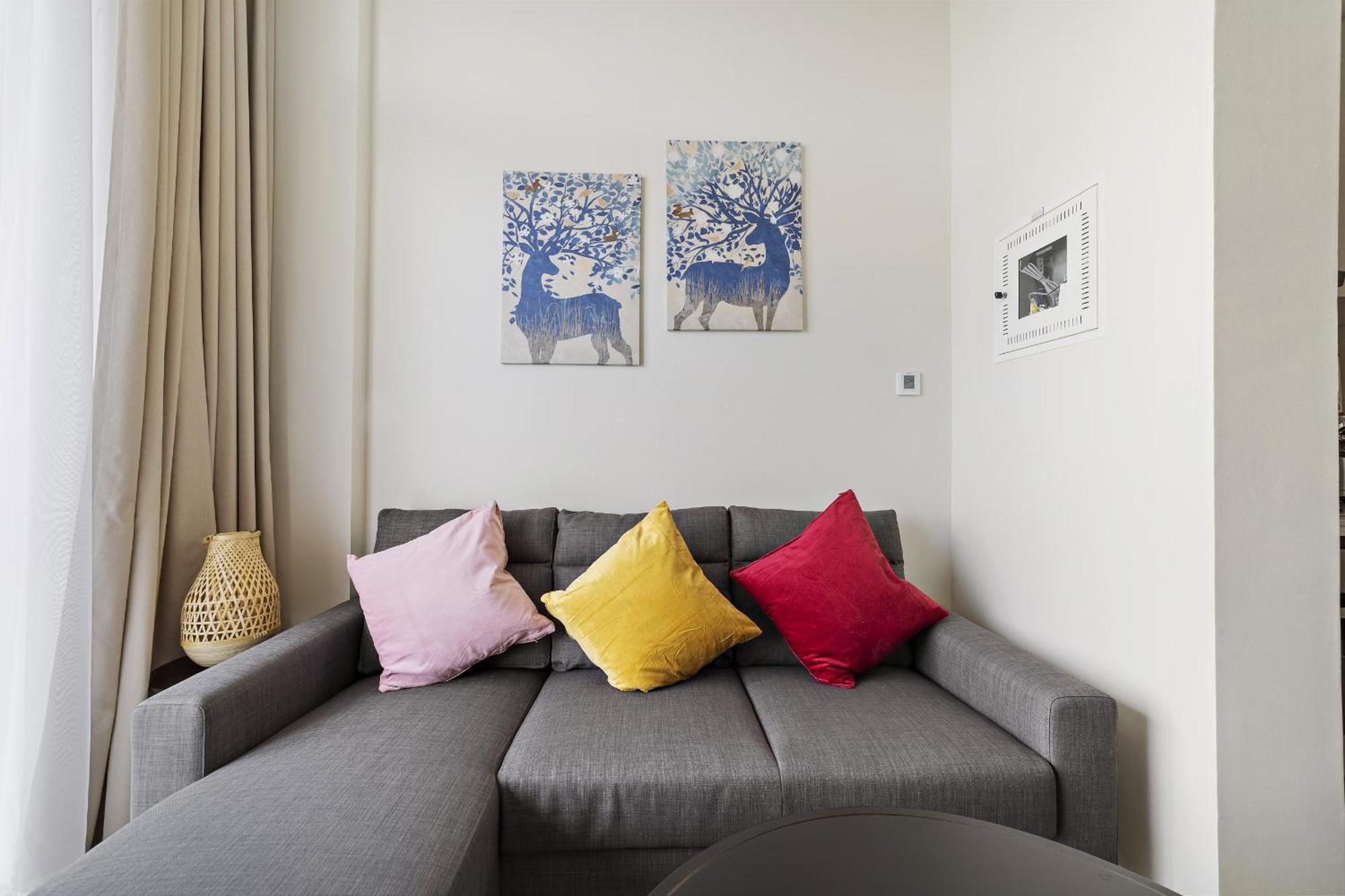Vayk - Classy And Bright 1 Bd Near Downtown Apartment Dubai
