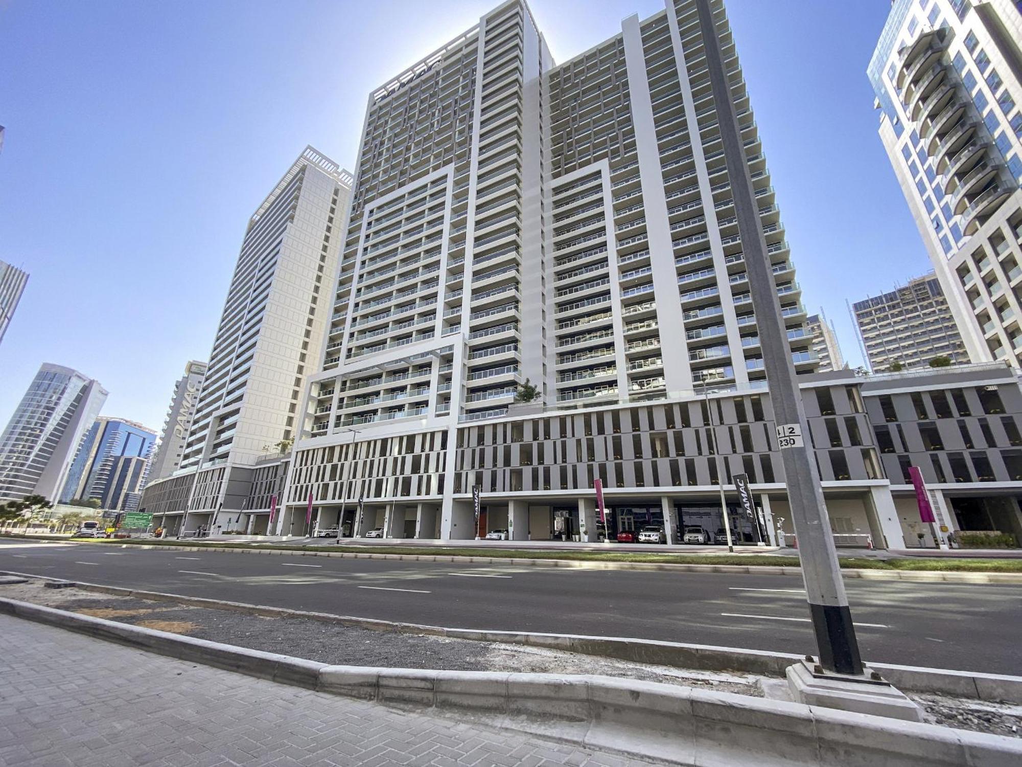 Vayk - Classy And Bright 1 Bd Near Downtown